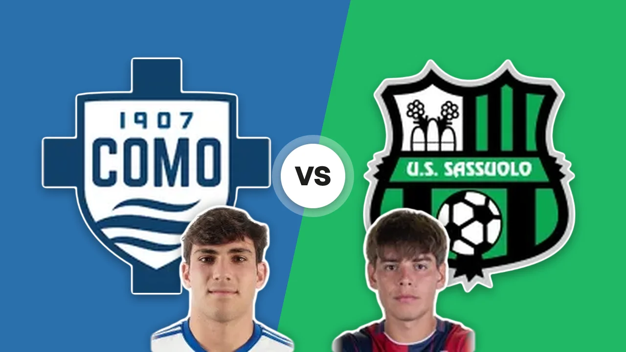 Como-Sassuolo: gli scudi delle due squadre con Iván Azón e B. Domínguez
